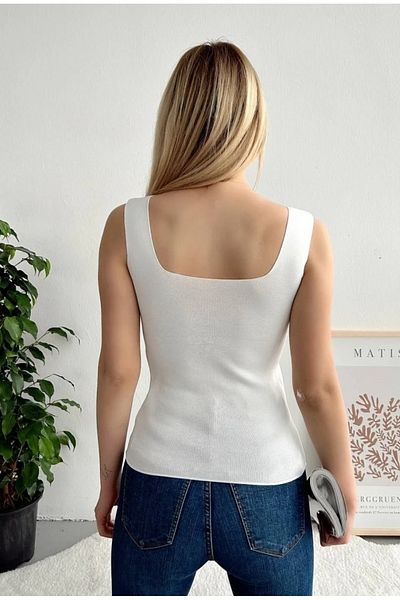 Alegante Casual Stylish Square Collar Knitwear Athlete Blouse Ecru Color