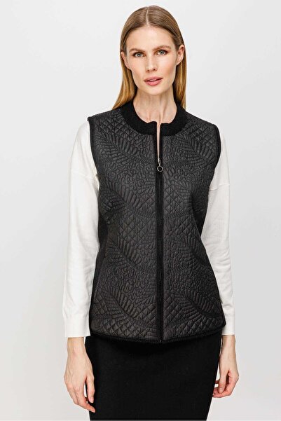 Mutlu Ertan Nakışlı Kapitone Kombinli Triko Yelek