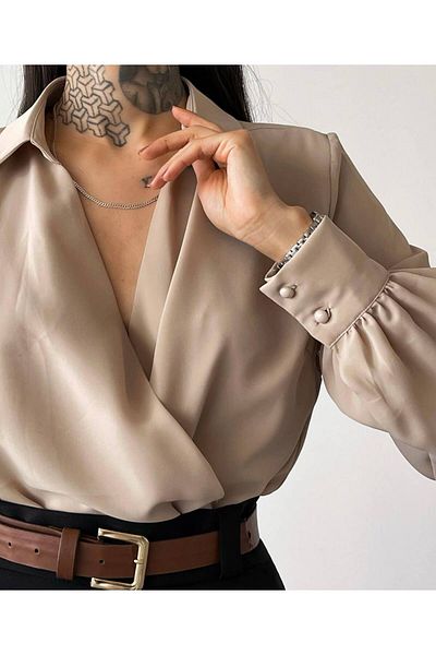 Melike Bakar Boutique طقم بلوزة وتنورة ضيقة