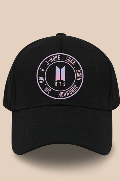Touz Moda Черна шапка на BTS