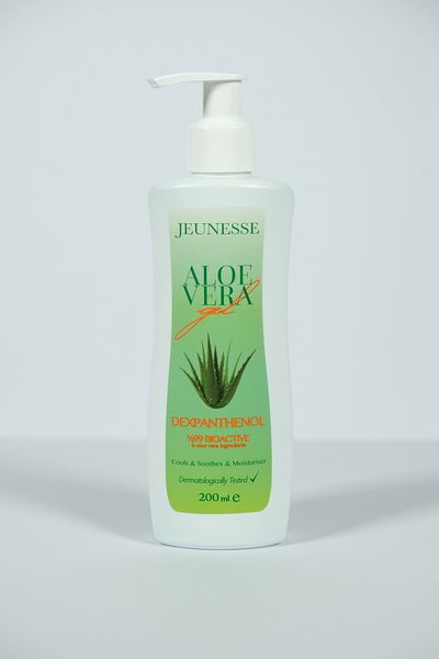 Jeunesse Aloe Vera Extract Moisturizing Gel 200 ml