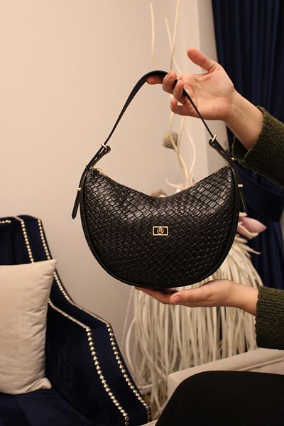 mossi Women's Hand and Shoulder Bag Gold Accessory Bttg