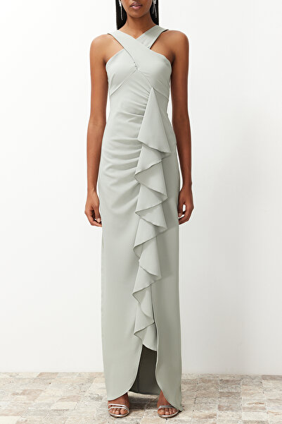 Trendyol Collection Tkané dlouhé večerní šaty s mátovým volánem TPRSS24AE00091