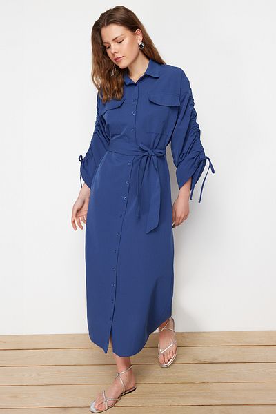 Trendyol Modest Saks Βαμβακερό πουκάμισο φόρεμα με ρυθμιζόμενα μανίκια και ζώνη - TCTSS23EB00365