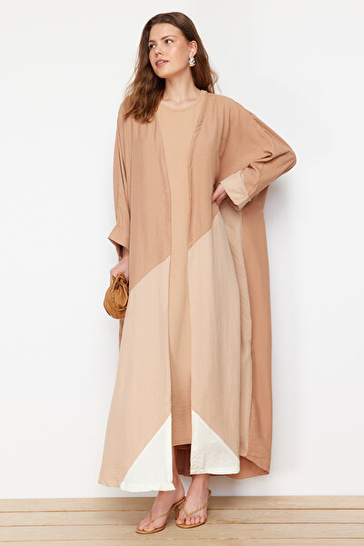 Trendyol Modest Μακρύ υφαντό Καπάκι και Ferace - Camel Color Block TCTSS24KF00002