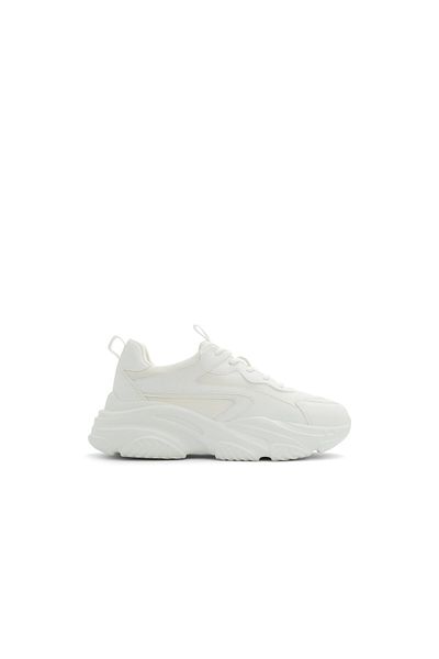 Call it Spring SNEAKER