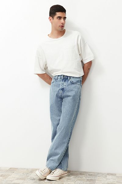 Trendyol Collection Hellblaue 100 % Baumwolle, Baggy-Fit-Jeans, lockere Jeanshose TMNAW24JE00027