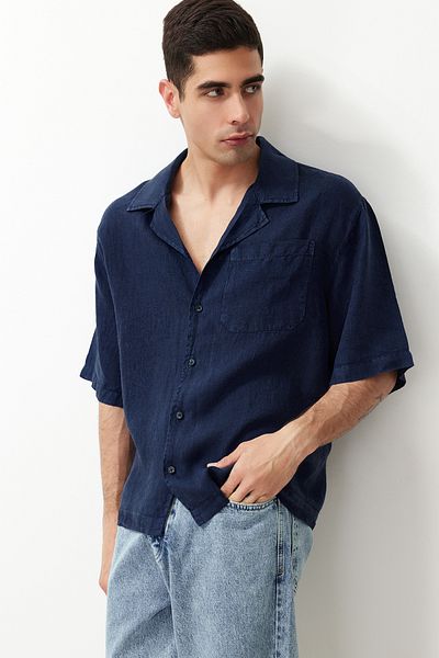 Trendyol Collection Premium Navy Blue 100% λινό πουκάμισο Oversize Fit TMNSS24GO00059