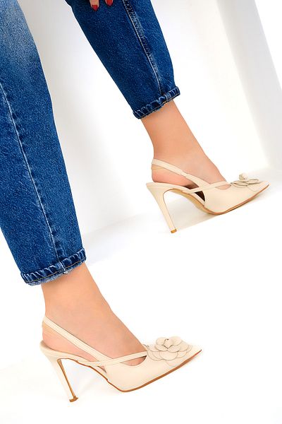 SOHO Beige Women's Classic Heeled Shoes 19096