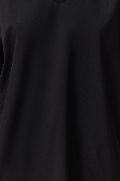 Trendyol Collection Černé 100% bavlna Boyfriend Pletené tričko s výstřihem do V TWOSS23TS00003