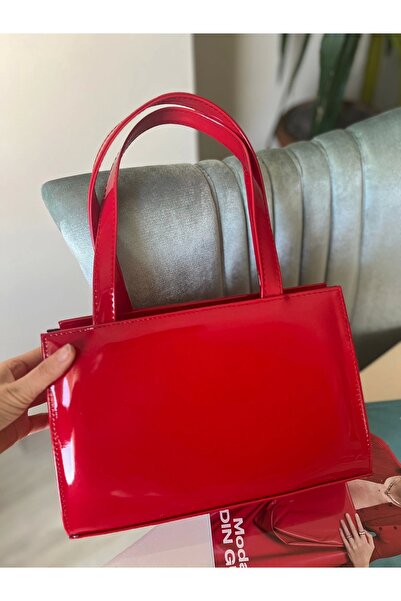 ZEYZEYBUTİK LOREN ZIMBA DETAYLI RUGAN KIRMIZI KADIN ÇANTA