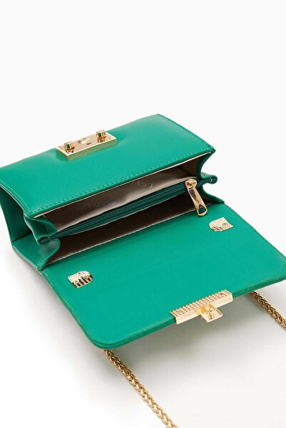 Levidor Zincir Askılı Klips Kapamalı Omuz Çantası