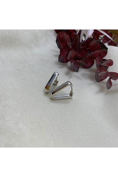 Piaro Collection V Earrings