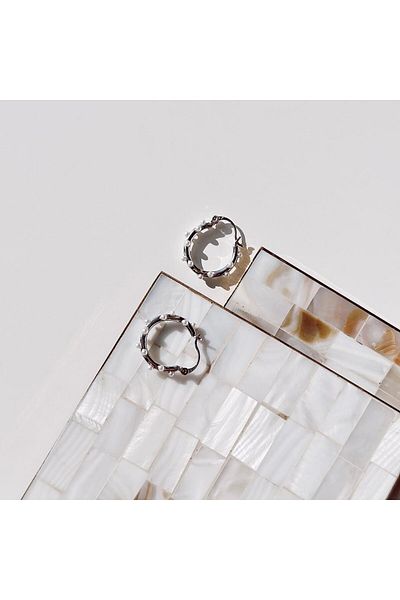 Vesce Atelier Min pearl gray Steel earrings
