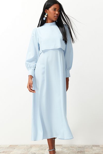 Trendyol Modest Hellblaues, detailliertes, gewebtes Kleid von Aller TCTSS24EB00190