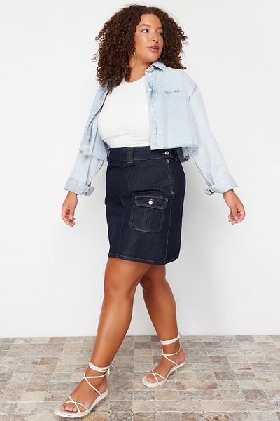Trendyol Curve Dark Blue Pocketed Mini Denim Skirt TBBSS24AZ00057