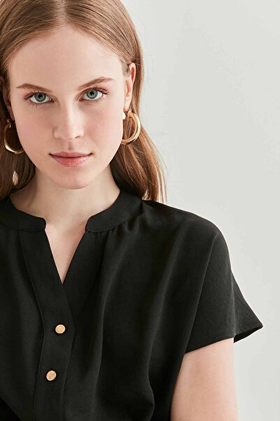 Vitrin Κοντομάνικο άνετο φόρεμα με κορδόνι στη μέση