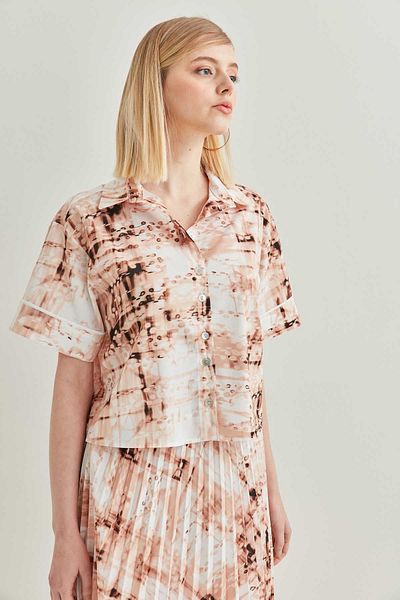 Vitrin Geknöpftes Crop-Shirt vorne mit Paspelierung