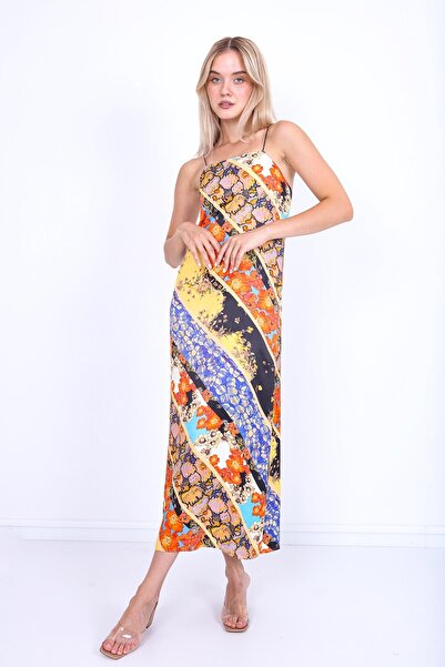 Vitrin Saténové šaty so vzorom Cross I?P na ramienka