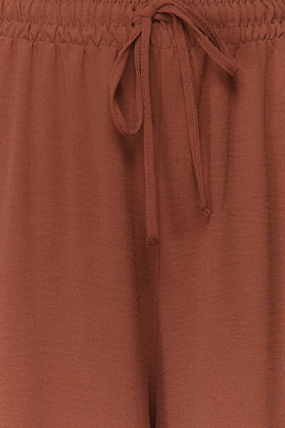 Trendyol Modest Hnědé volné kalhoty TCTSS22PL0240
