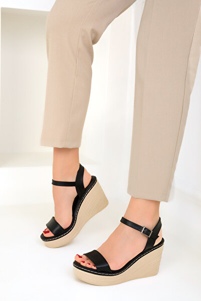 SOHO Women's Black Wedge Heeled Shoes 17980