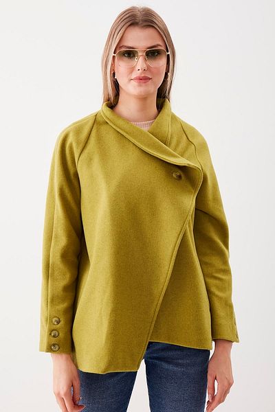 Vitrin Jacke mit asymmetrischem Schnitt und Taschennähten