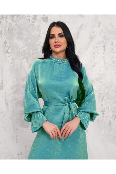 MAY MARA فستان نسائي بياقة وأكمام مطرز بالأحجار مع تفاصيل حزام