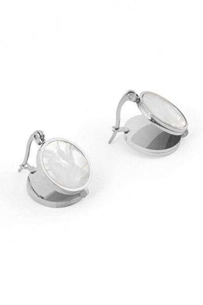 BY DİLEK ÇETİN ACCESSORY أقراط من الفولاذ باللون الفضي مع حجر اللؤلؤ