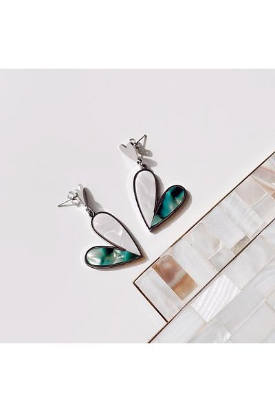 Vesce Atelier Un cuore gray steel earrings