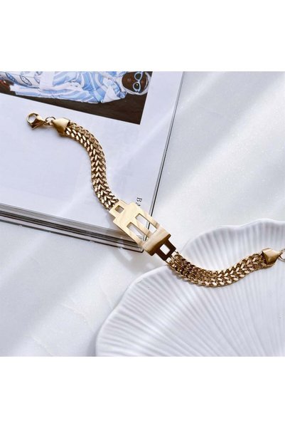 Vesce Atelier سوار كايا