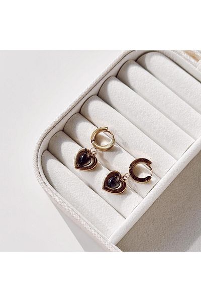 Vesce Atelier Pears hert steel earrings