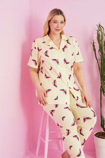 Siyah İnci Plus Size Yellow Shoes Patterned Knitted Curve Pajama Set - Oversize Buttoned