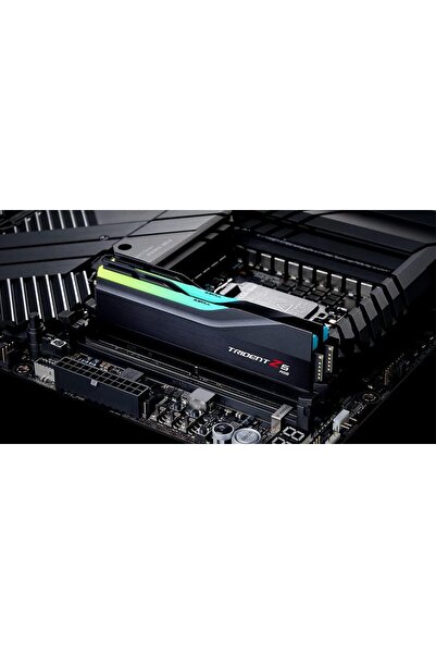 G Skill GSKILL F5-6400J3239G32GX2-TZ5RS Trident Z5 RGB Silver DDR5-6400Mhz CL32 64GB (2x32GB) DUAL RAM