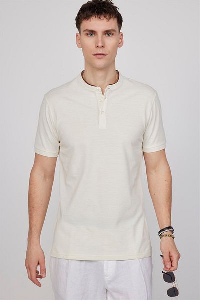 Tudors Ανδρικό μπλουζάκι με λεπτή εφαρμογή Slim Fit 100% βαμβακερό απλό πικέ εκρού μπλουζάκι με γιακά