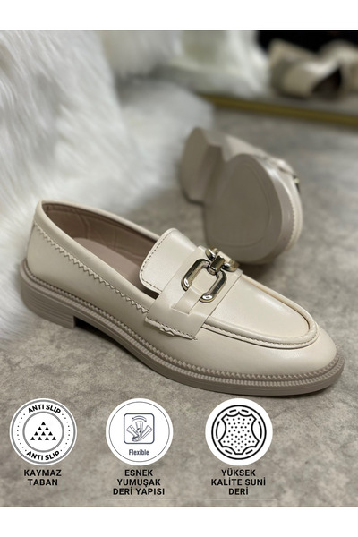 İmerShoes Жіночі бежеві лофери на низькому каблуці з класичним візерунком на підошві, ланцюжком і овальним носком, 100