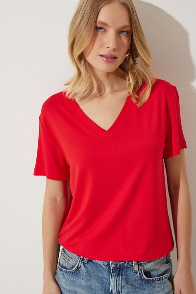 Happiness İstanbul Women's Red V-Neck Basic Viscose Knitted T-Shirt EN00613