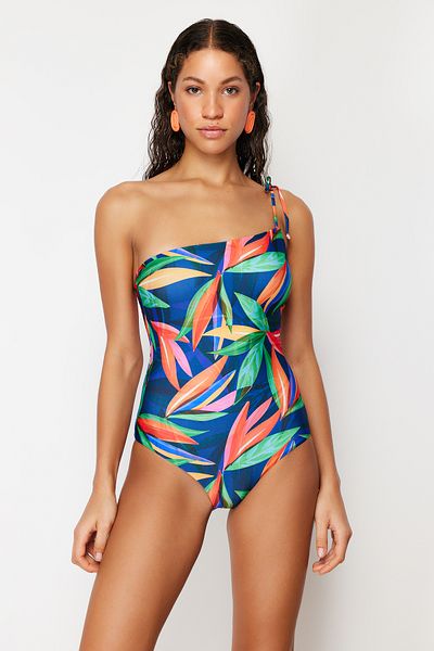 Trendyol Collection Trópusi mintás, egy vállkötős normál fürdőruha TBESS24MA00151