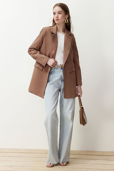 Trendyol Modest Jachetă maro deschis cu dublu nasturi, cu buzunare, țesute, blazer TCTSS22CE0250