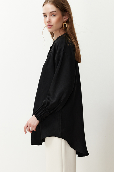 Trendyol Modest Lněná černá košile Aerobin Oversize - TCTSS24TG00065