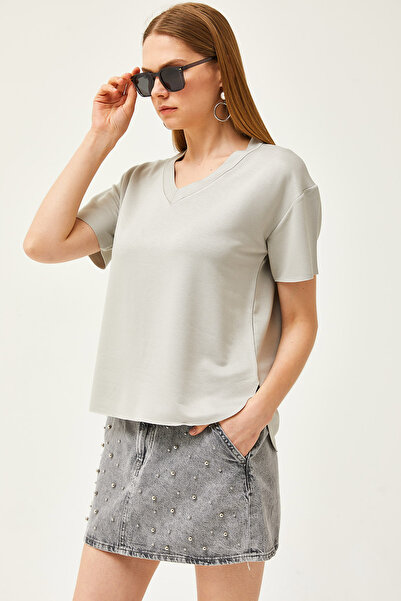 Olalook Women's Gray V-Neck Bottom Oval Modal Button T-Shirt TSH-19000804