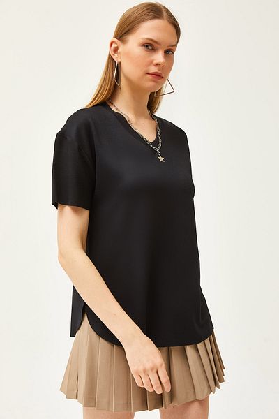 Olalook Women's Black V-Neck Bottom Oval Modal Button T-Shirt TSH-19000804