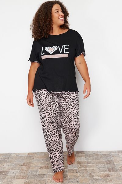 Trendyol Curve Černá souprava pleteného pyžama s leopardím vzorem TBBSS24AI00104