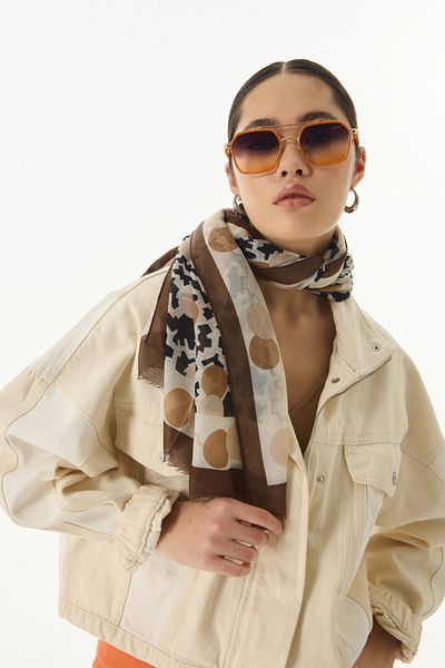 FENZA SCARF Βαμβακερό σάλι AMY με γραφικό σχέδιο καφέ-μπεζ