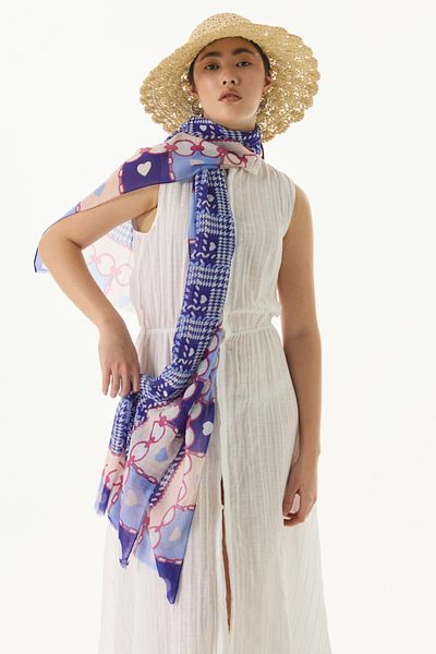 FENZA SCARF MAYA Mini - Βαμβακερό σάλι με καρδιά, μπλε μοτίβο Saks Houndstooth