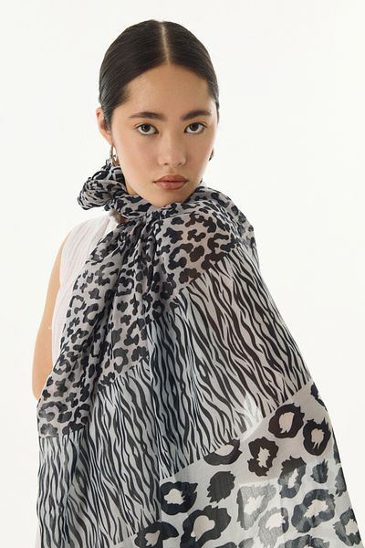 FENZA SCARF GALE - Πέτρινο βαμβακερό σάλι με σχέδιο Leopard Zebra