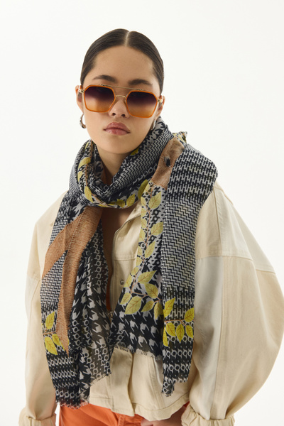 FENZA SCARF TULİP YAPRAK DESEN SİYAH-SARI PAMUKLU ŞAL