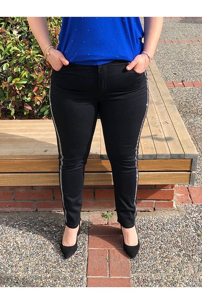 BAKTAGÖR JEANS WITH SIDE STONES
