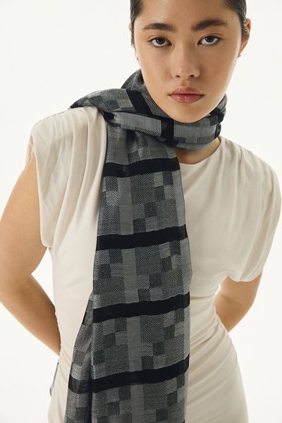 FENZA SCARF VALERY DAMA ΣΑΛΙΟ ΑΝΘΡΑΚΙΤΟΥ ΜΕ ΜΟΥΣΙΚΟ ΜΑΝΤΗΛΙ