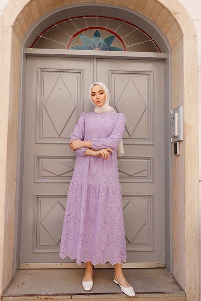 benguen Fliederfarbenes Spitzenkleid 1073