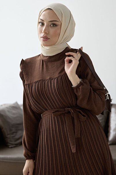 InStyle Σετ λεπτομέρειας με πλισέ βολάν - Bitter Brown